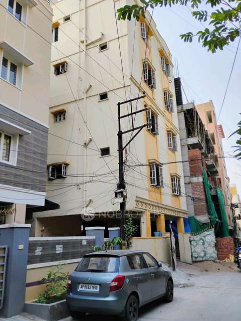 Shared Room for Female In 1 BHK  In Krishnanaga In Yousufguda