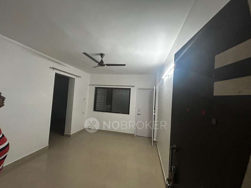 Single Room for Female In 1 BHK  In Laxminagar Soceity  In Laxmi Nagar Society