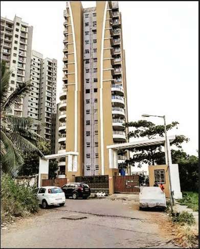 2 BHK Flat In Dolphin Towers For Sale  In Malad West