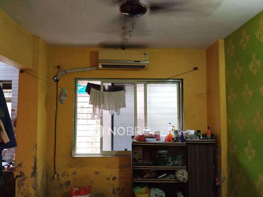 1 RK Flat In Santram Niwas Opposite Little China Hotel Old Dombivli for Rent  In Dombivli West