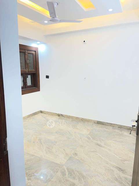 2 BHK Flat In Standalone for Rent  In Sector 14 Dwarka