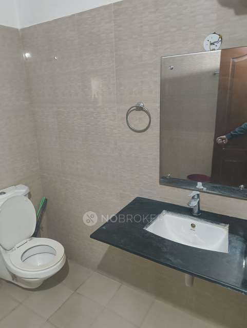 3 BHK Flat In Aditya Imperial Heights For Sale  In Hafeezpet