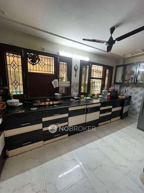 3 BHK Flat For Sale  In Laxmi Nagar