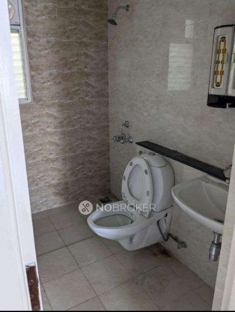 1 BHK Flat In Arya Hamsa For Sale  In J. P. Nagar