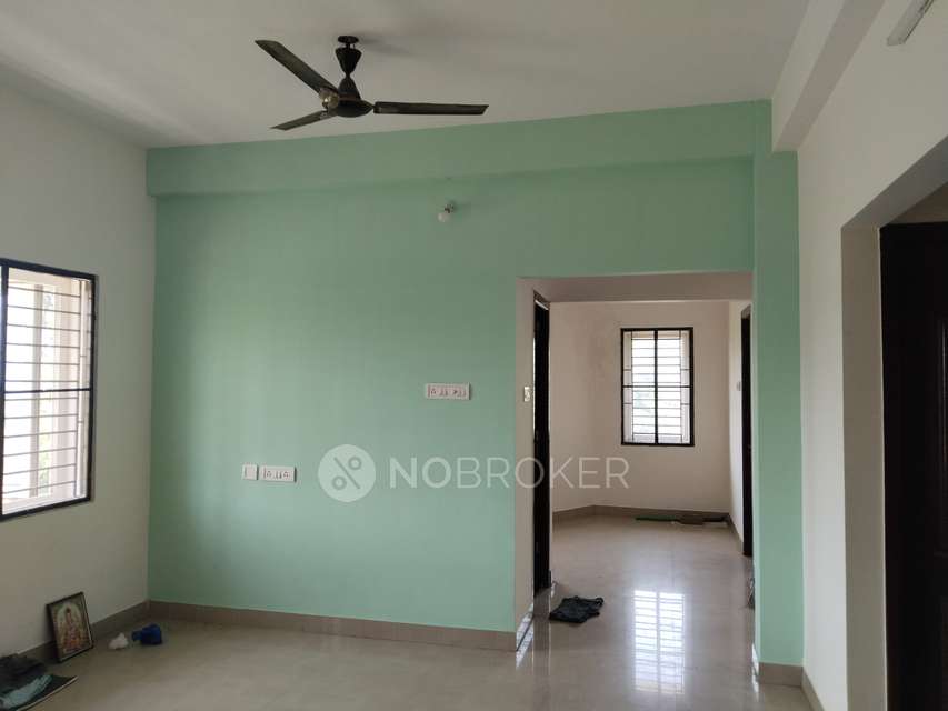 3 BHK Flat In Giru Kiruba Apartment For Sale  In Kundrathur Bus Stand