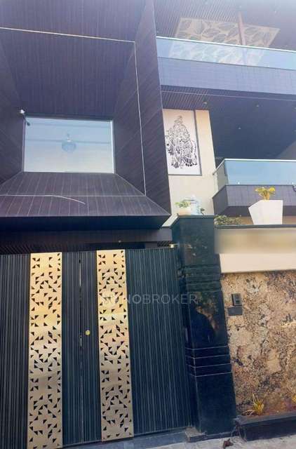 PG for Boys in Sector 11