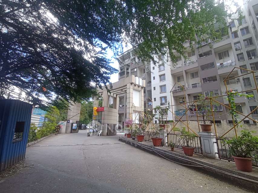 2 BHK Flat In Gini Bellissimo Hsg Co-operative Society for Rent  In Dhanori Road