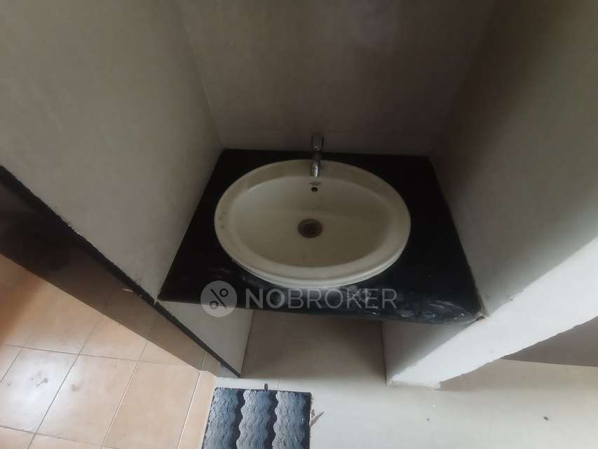 2 BHK Flat In Gini Bellissimo Hsg Co-operative Society for Rent  In Dhanori Road