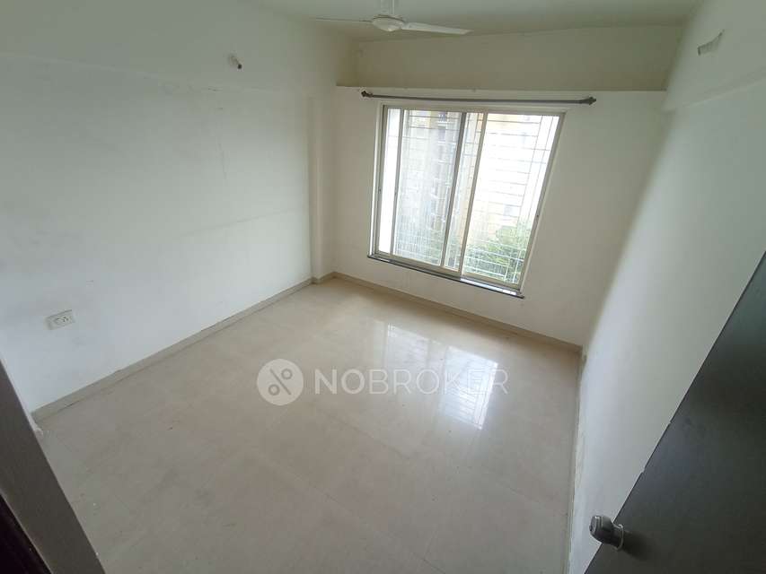 2 BHK Flat In Gini Bellissimo Hsg Co-operative Society for Rent  In Dhanori Road