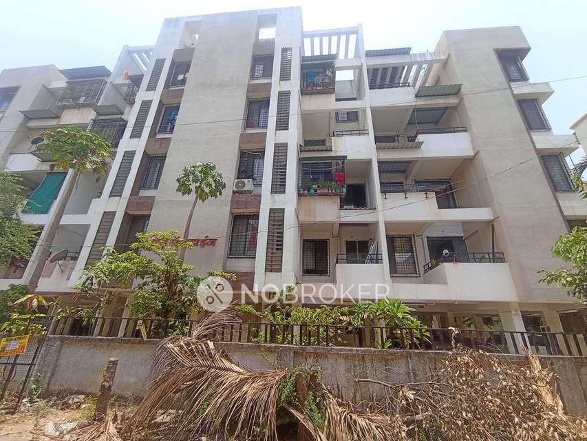 2 BHK Flat In Shrey Paradise For Sale  In Dhanori