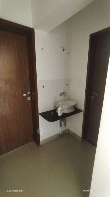 3 BHK Flat In Gemini Grand Bay For Sale  In Manjari Budruk