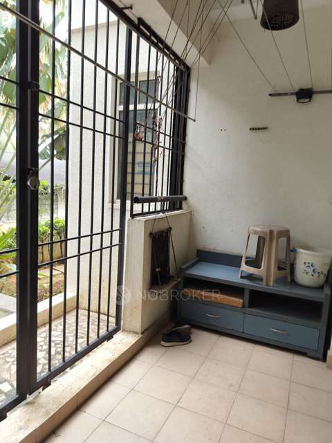 2 BHK Flat In Prestige Silver Dale,  Sarjapur Road, Bangalore For Sale  In  Sarjapur Road, Bangalore