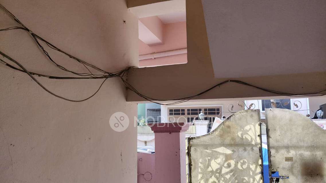 4+ BHK House For Sale  In Tolichowki