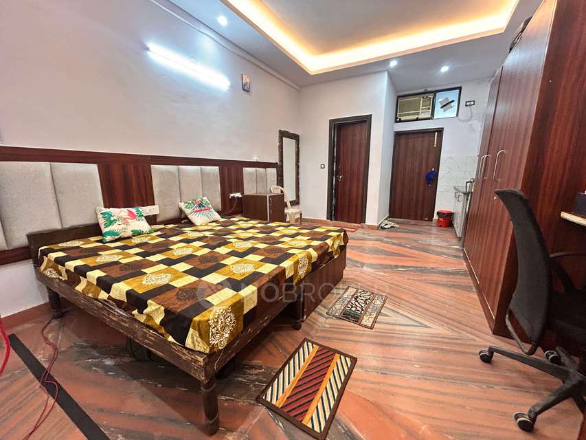 1 RK House for Rent  In C29g+572, Sector 72, Gurugram, Behrampur, Haryana 122101, India