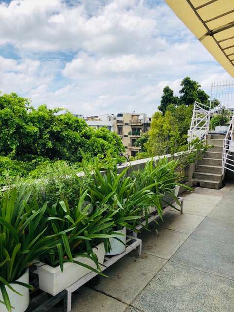 PG for Girls in Malviya Nagar