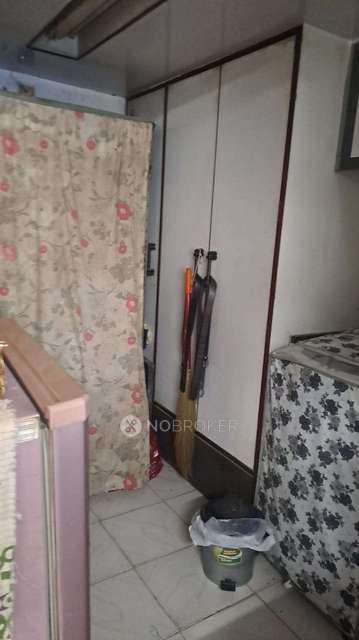 1 BHK Flat In Standalone Building  For Sale  In Tardeo