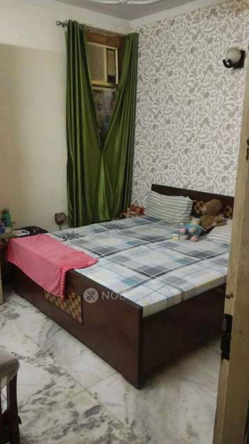 PG for Girls in Gate No 3, Greenfields Colony