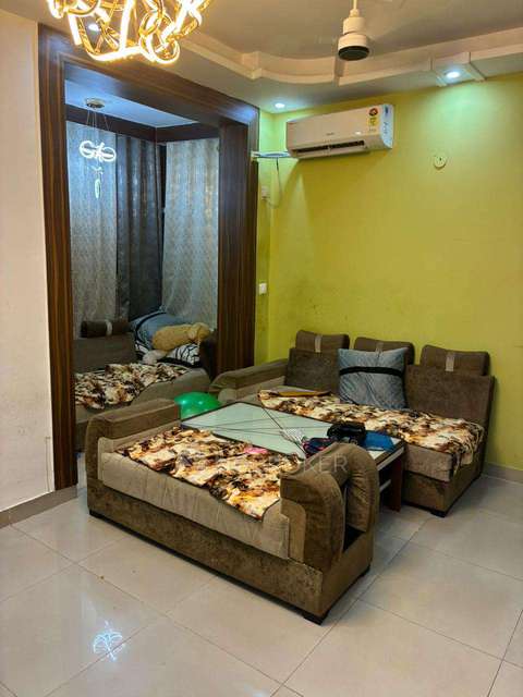 3 BHK Flat For Sale  In Mahagunpuram