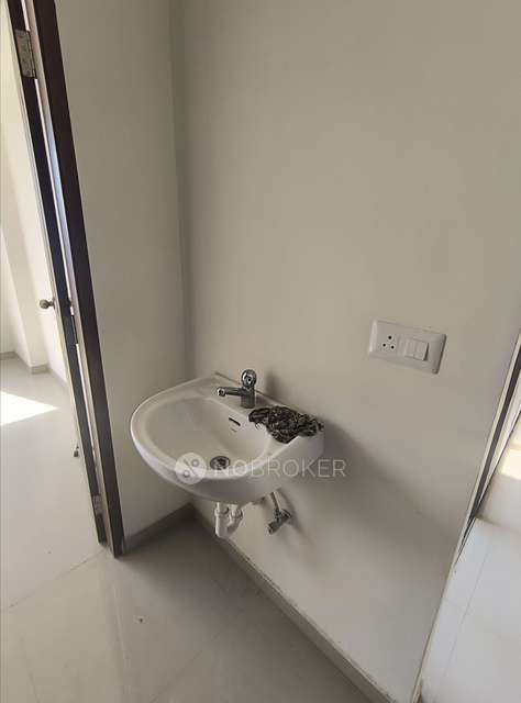 3 BHK Flat In Star Town for Rent  In Bhukum