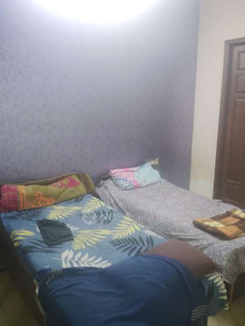 PG for Girls in Gopi Colony