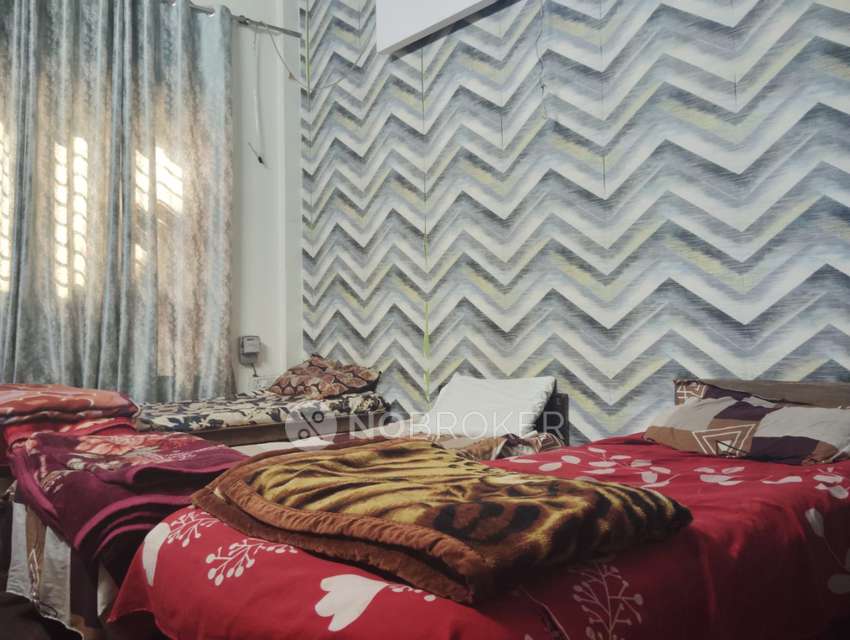 PG for Girls in Gopi Colony