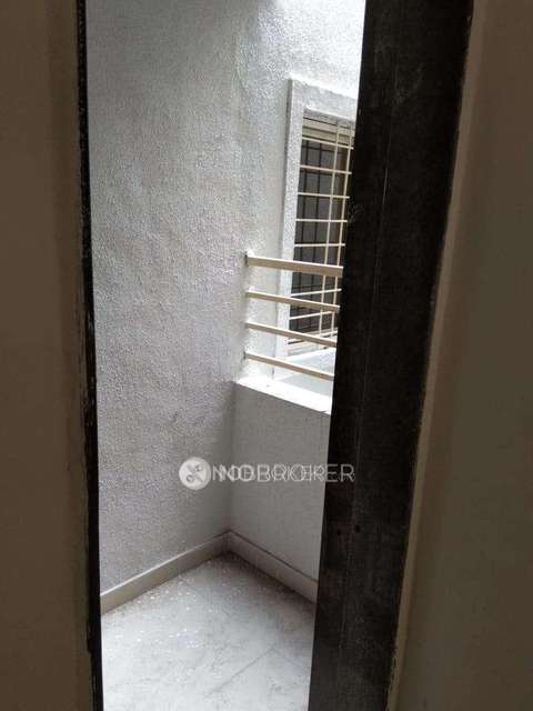 1 BHK Flat In Gurukripa Park For Sale  In  Manjri Bk