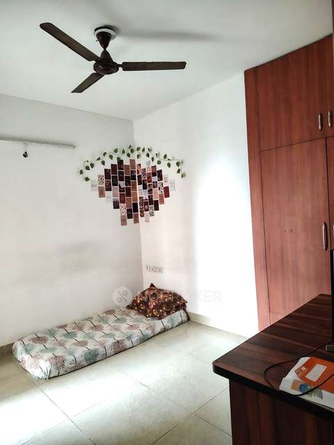 2 BHK Flat In Ajnara Le Garden, Sector 16 For Sale  In Sector 16
