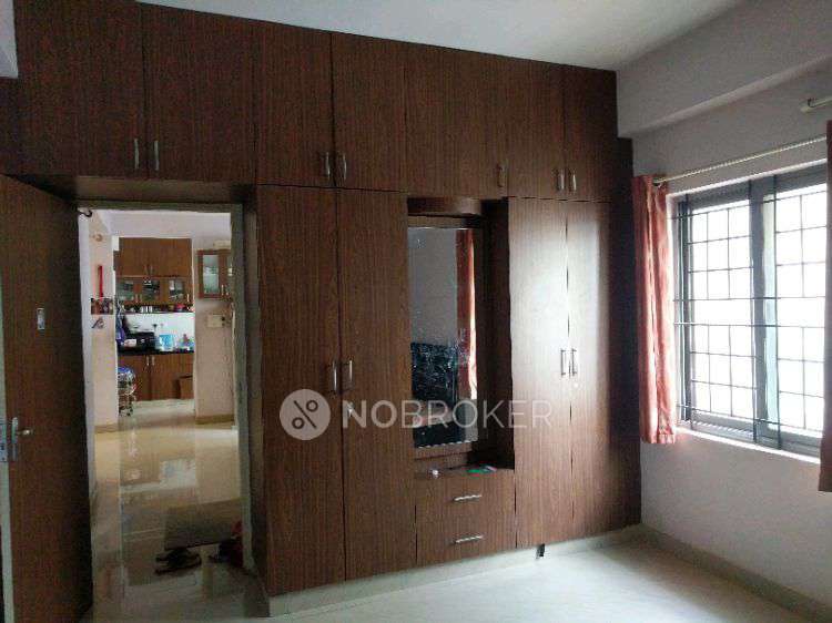 2 BHK Flat In Sai Indraprastha Apartmennt For Sale  In Thanisandra Petrol Bunk