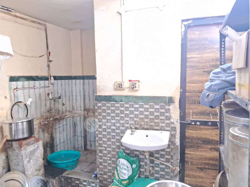 Shop in Ghansoli, Mumbai for sale