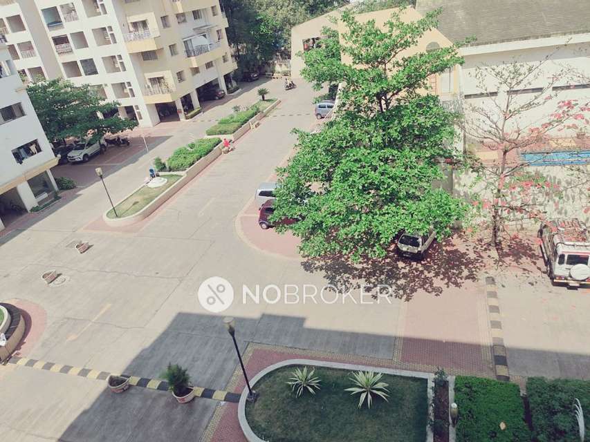 Single Room for Male In 2 BHK In Kumar Prithvi Phase I In Kondhwa