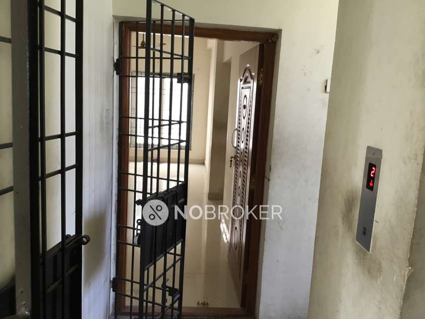 2 BHK Flat In Amudhas Ssr Pankajam Aabharana For Sale  In Mambakkam, Chennai