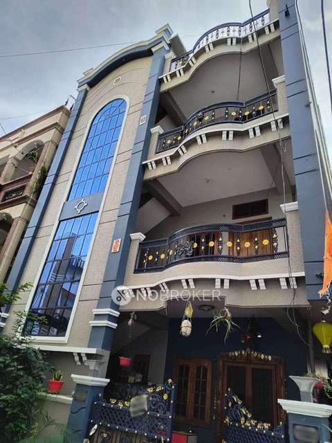 2 BHK Flat In Sri Towers  for Rent  In Tara Nagar 