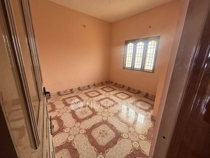 2 BHK Flat In Gokula Bharathi Illam for Rent  In Ayyavoo Nagar