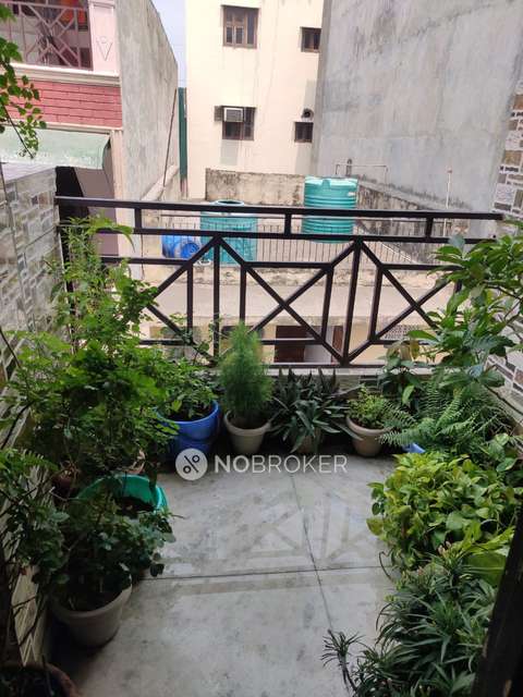 2 BHK Flat For Sale  In Uttam Nagar