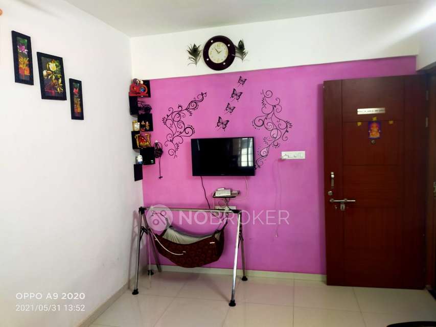 1 BHK Flat In Kohinoor Iris Park for Rent  In Hadapsar
