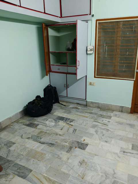 2 BHK Flat In Rk Towers, Begumpet For Sale  In Begumpet