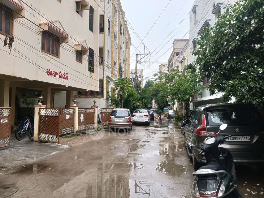 2 BHK Flat In Eesa Sadan  For Sale  In Kukatpally