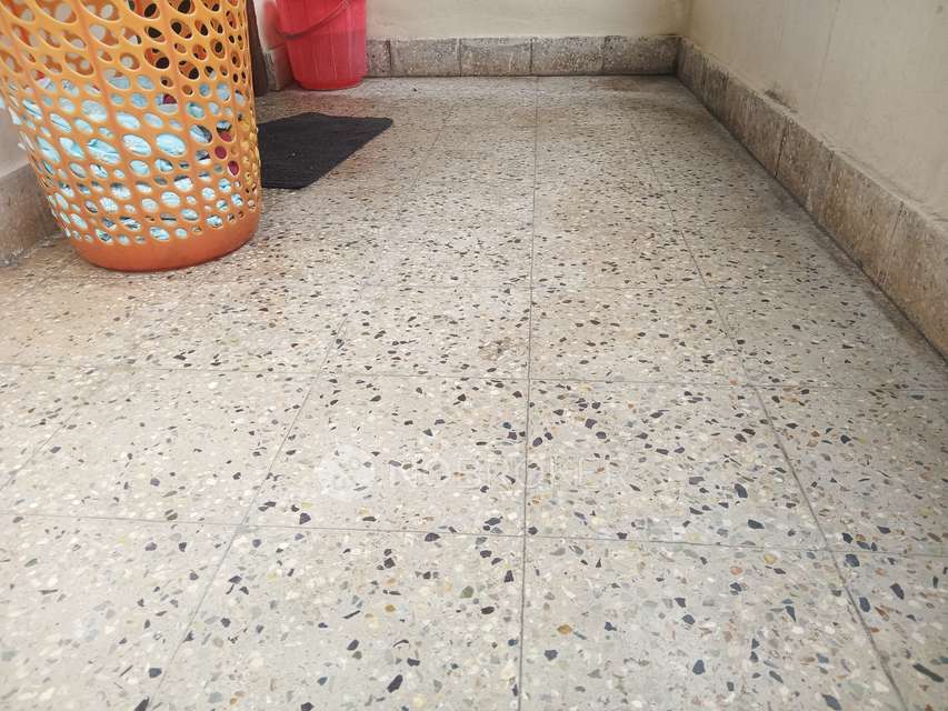 2 BHK Flat In Eesa Sadan  For Sale  In Kukatpally