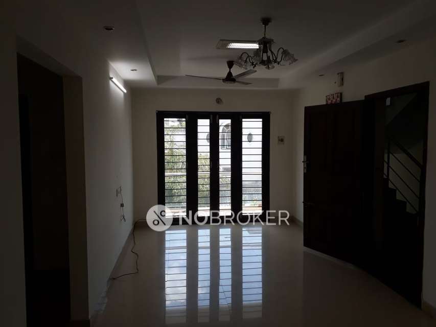 2 BHK Flat In Padmini Flats for Rent  In Nungambakkam