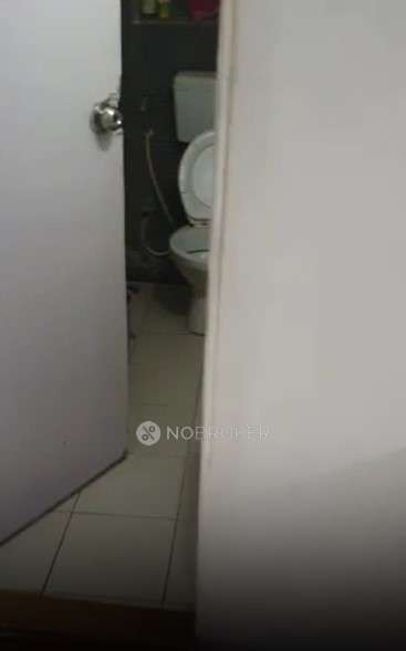 2 BHK Flat In Sumukh Heights For Sale  In Andheri West