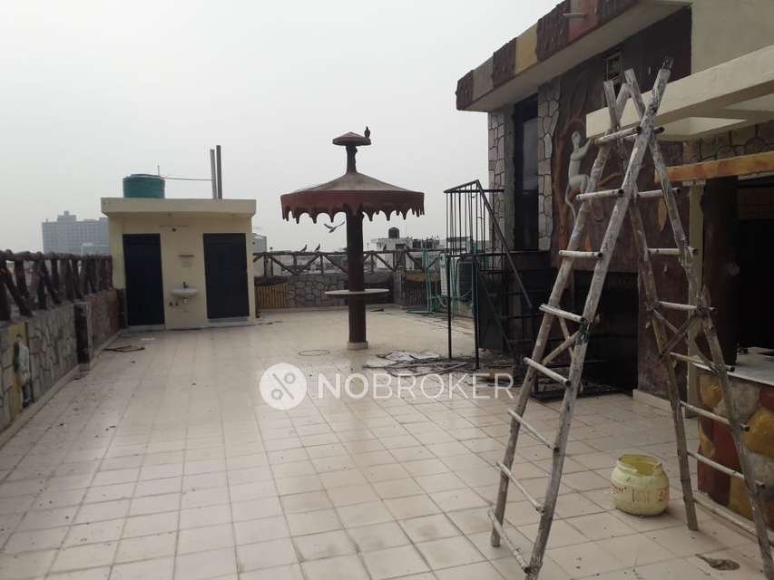 3 BHK Flat In Standalone Building  For Sale  In Shahdara