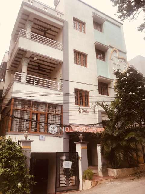 2 BHK Flat for Rent  In Banjara Hills