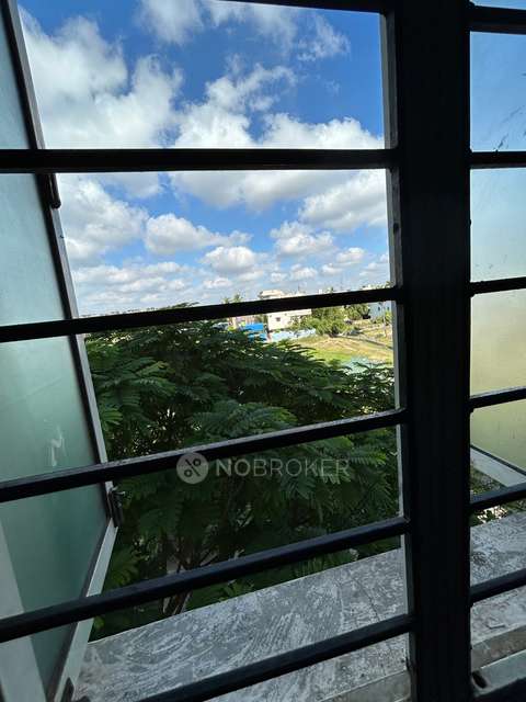 1 BHK Flat In Lake View Apartment For Sale  In Sholinganallur Junction