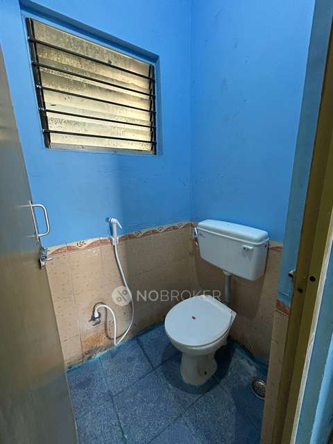 1 BHK Flat In Lake View Apartment For Sale  In Sholinganallur Junction