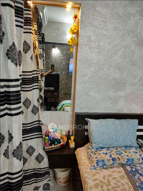 1 BHK Flat In Gaurav Excellency For Sale  In Mira Road East