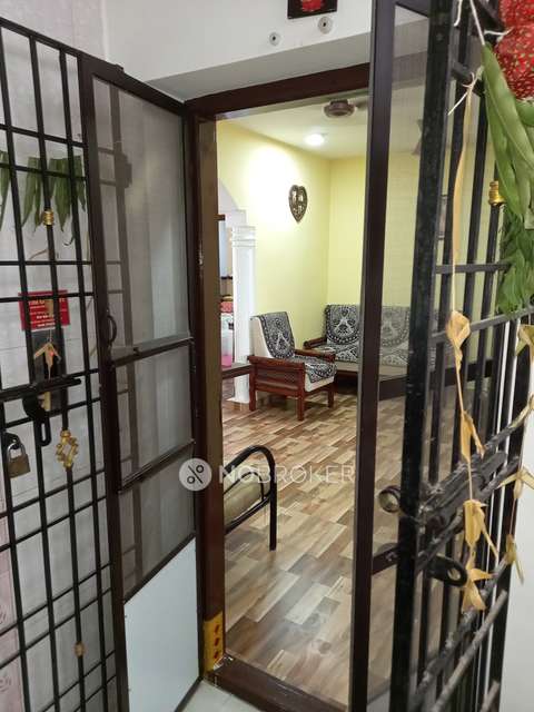 3 BHK Flat In Rose Elite Apartment For Sale  In Santhosapuram