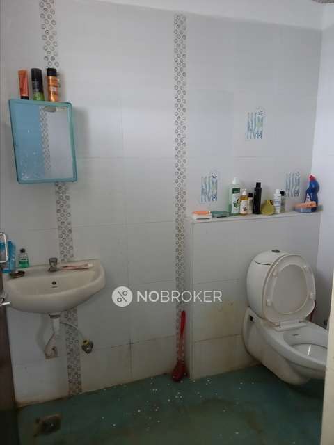 3 BHK Flat In Rose Elite Apartment For Sale  In Santhosapuram