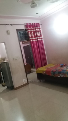 2 BHK Flat In Standalone Building  for Rent  In Sector 11