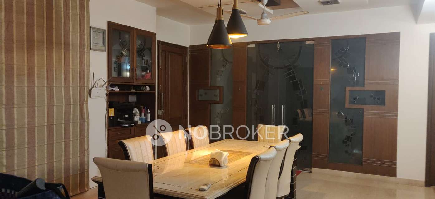 4 BHK Flat For Sale  In Saket