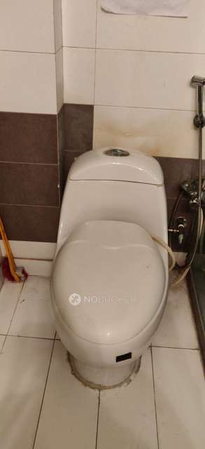 4 BHK Flat For Sale  In Saket